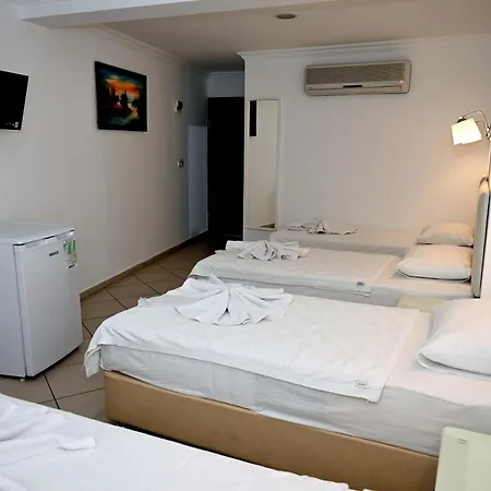 Melis 4*
